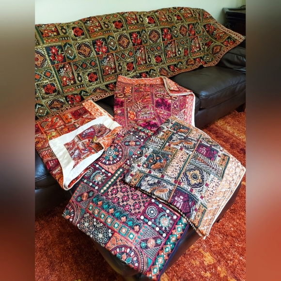 Hand-embroidered shawls - Picture 4 of 8